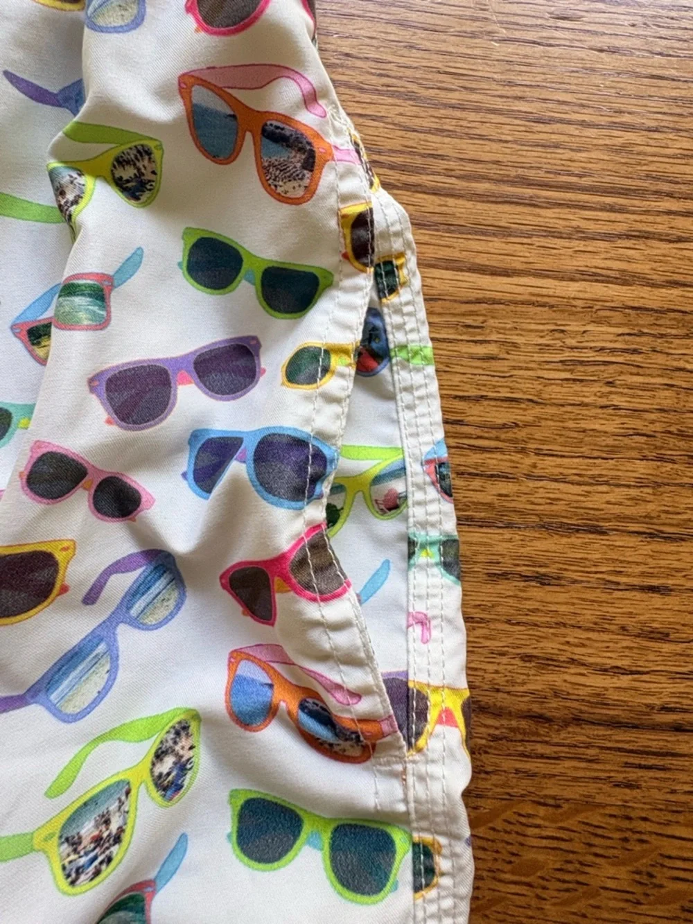 Michaels Men’s Medium White Swim Trunks with Multicolor Sunglasses Print